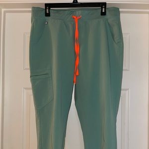 FIG Clothing Zamora Jogger Scrub Pants in Jade